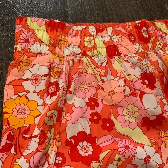 Avia Women's Running Shorts Floral Print Built-in Liner Size XL 16-18 - Picture 4 of 6